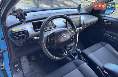Внедорожник / Кроссовер Citroen C4 Cactus 2017 в 