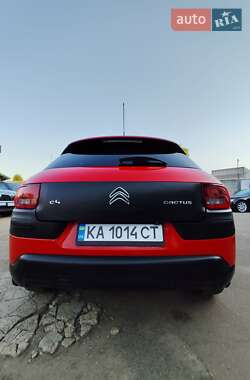 Внедорожник / Кроссовер Citroen C4 Cactus 2015 в 