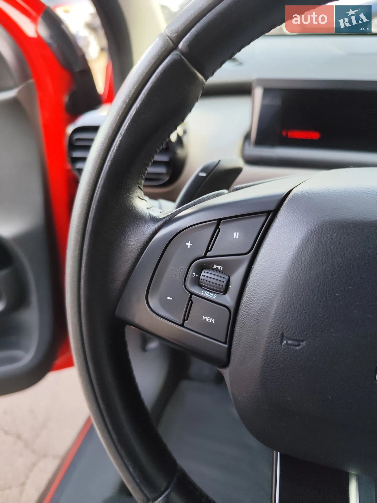 2015 Citroen C4 Cactus - мініатюра 32