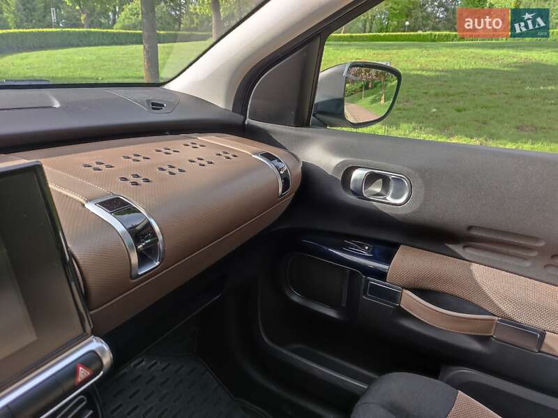 Внедорожник / Кроссовер Citroen C4 Cactus 2014 в Львове