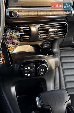 Внедорожник / Кроссовер Citroen C4 Cactus 2015 в 
