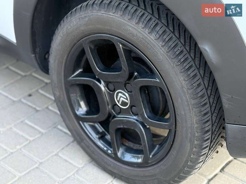Внедорожник / Кроссовер Citroen C4 Cactus 2015 в Одессе