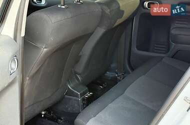 Внедорожник / Кроссовер Citroen C4 Cactus 2015 в 