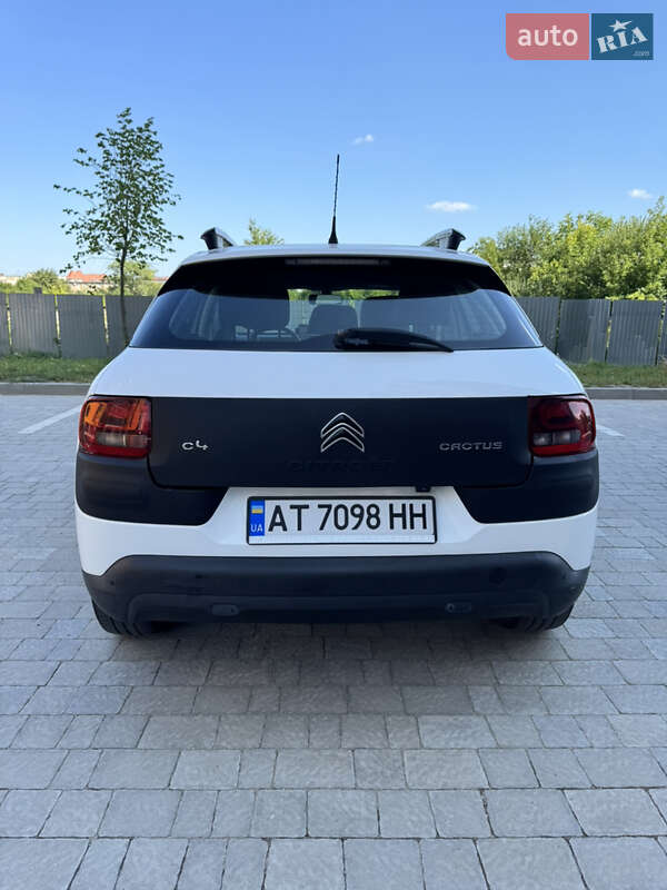 Внедорожник / Кроссовер Citroen C4 Cactus 2015 в Ивано-Франковске