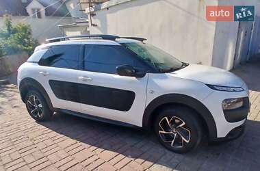 Внедорожник / Кроссовер Citroen C4 Cactus 2017 в 