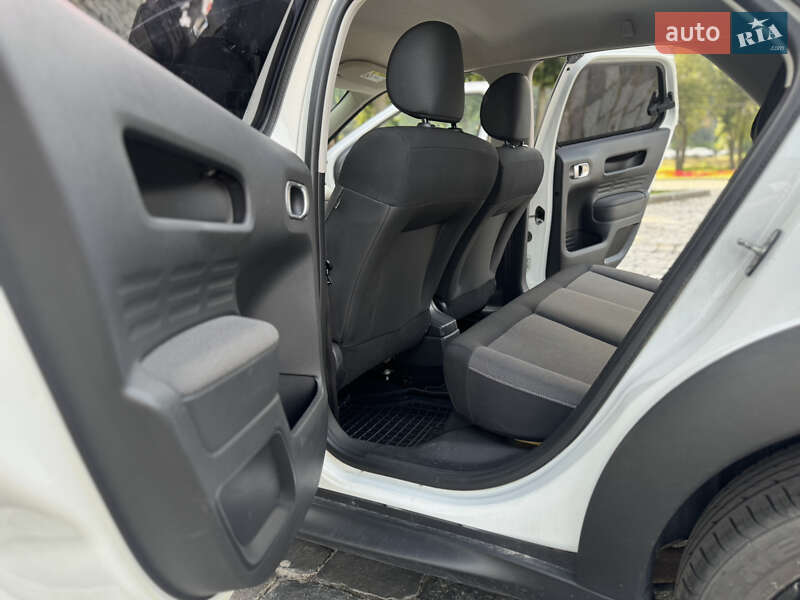 Внедорожник / Кроссовер Citroen C4 Cactus 2016 в Киеве