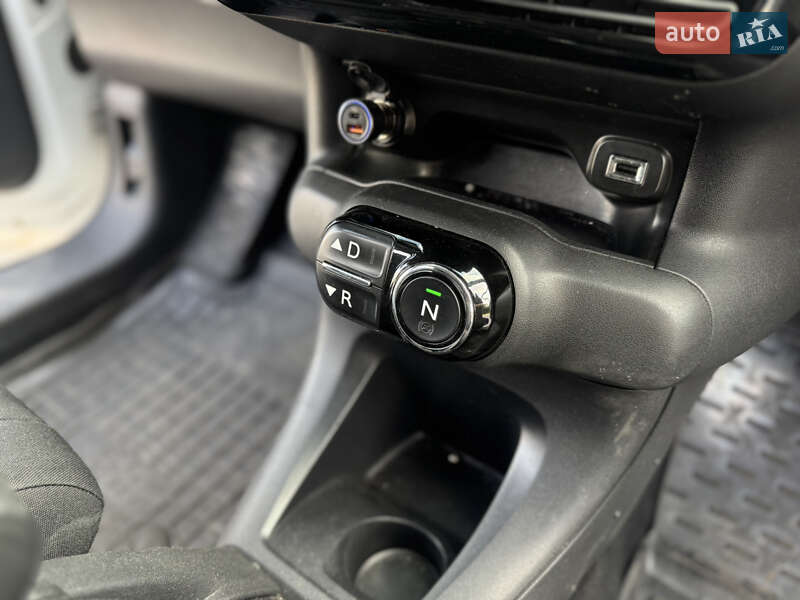Внедорожник / Кроссовер Citroen C4 Cactus 2016 в Киеве