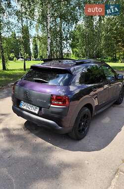 Внедорожник / Кроссовер Citroen C4 Cactus 2015 в 