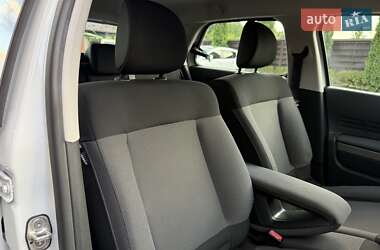 Внедорожник / Кроссовер Citroen C4 Cactus 2016 в 