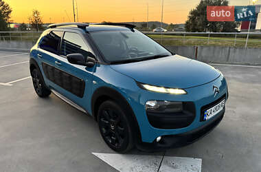 Внедорожник / Кроссовер Citroen C4 Cactus 2018 в 