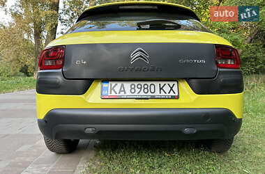 Внедорожник / Кроссовер Citroen C4 Cactus 2016 в 