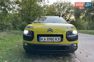Внедорожник / Кроссовер Citroen C4 Cactus 2016 в 