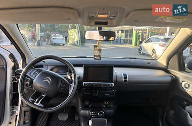 Внедорожник / Кроссовер Citroen C4 Cactus 2015 в 