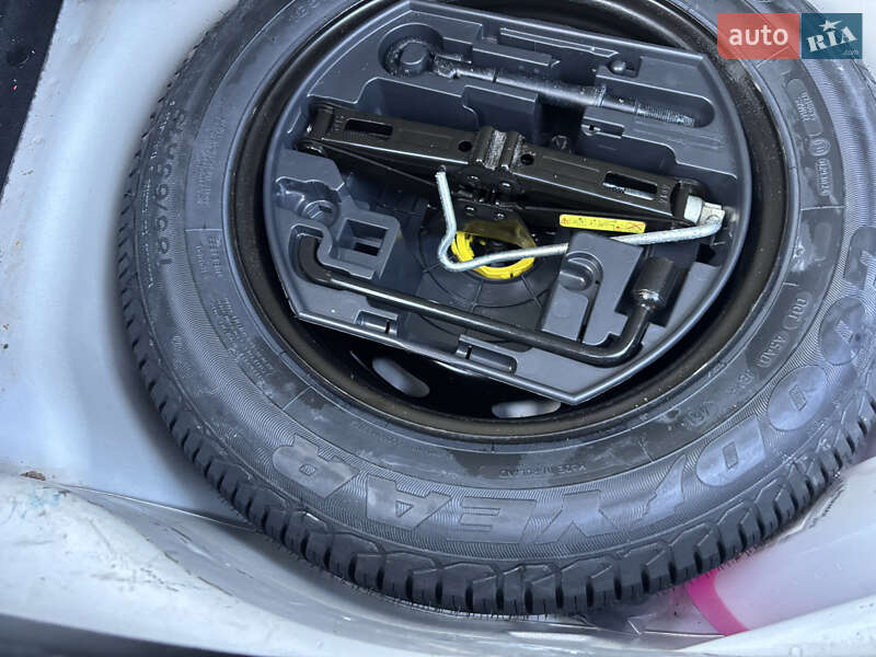 Внедорожник / Кроссовер Citroen C4 Cactus 2015 в Кропивницком фото 18 Внедорожник / Кроссовер Citroen C4 Cactus 2015 в Кропивницком