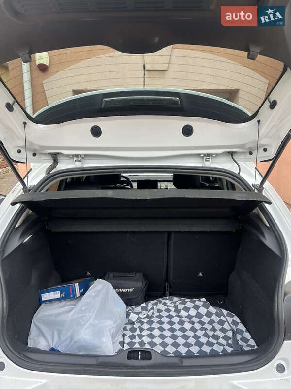 Внедорожник / Кроссовер Citroen C4 Cactus 2019 в Ужгороде