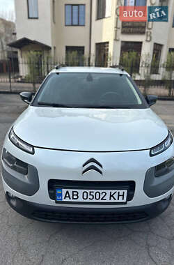 Внедорожник / Кроссовер Citroen C4 Cactus 2014 в 