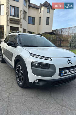 Внедорожник / Кроссовер Citroen C4 Cactus 2014 в 