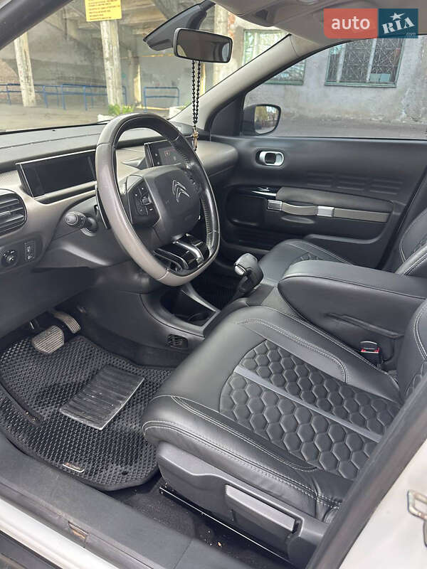 Внедорожник / Кроссовер Citroen C4 Cactus 2014 в Виннице