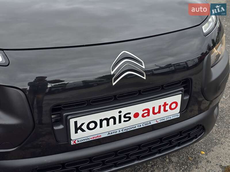 Внедорожник / Кроссовер Citroen C4 Cactus 2016 в Хмельницком