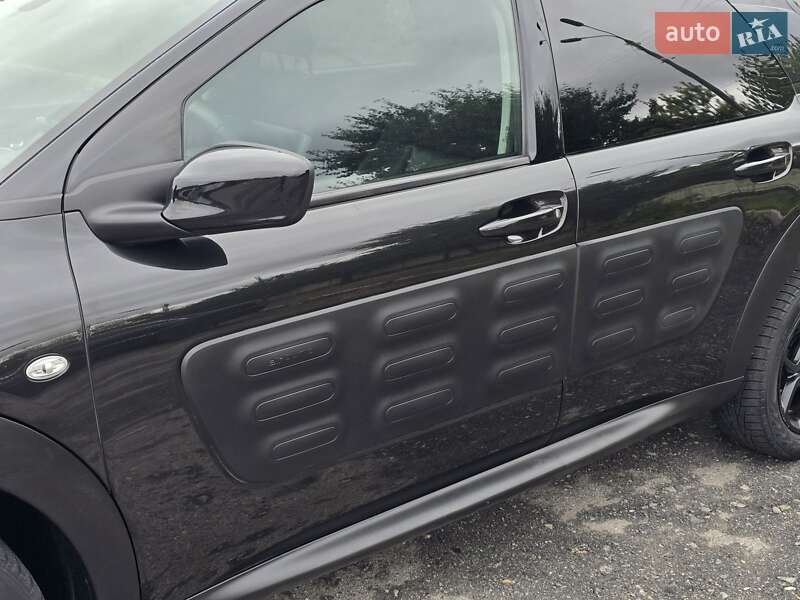 Внедорожник / Кроссовер Citroen C4 Cactus 2016 в Хмельницком