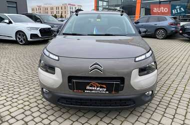 Внедорожник / Кроссовер Citroen C4 Cactus 2015 в 