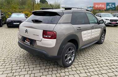 Внедорожник / Кроссовер Citroen C4 Cactus 2015 в 