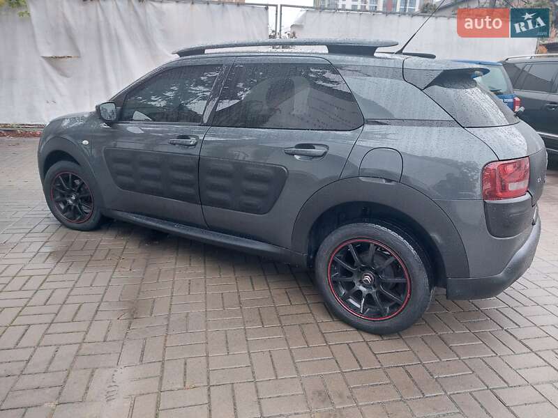 Внедорожник / Кроссовер Citroen C4 Cactus 2014 в Киеве
