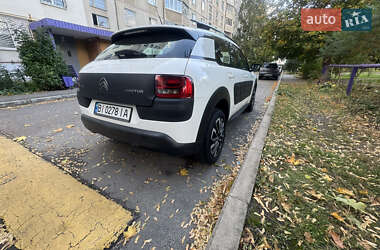 Внедорожник / Кроссовер Citroen C4 Cactus 2014 в 