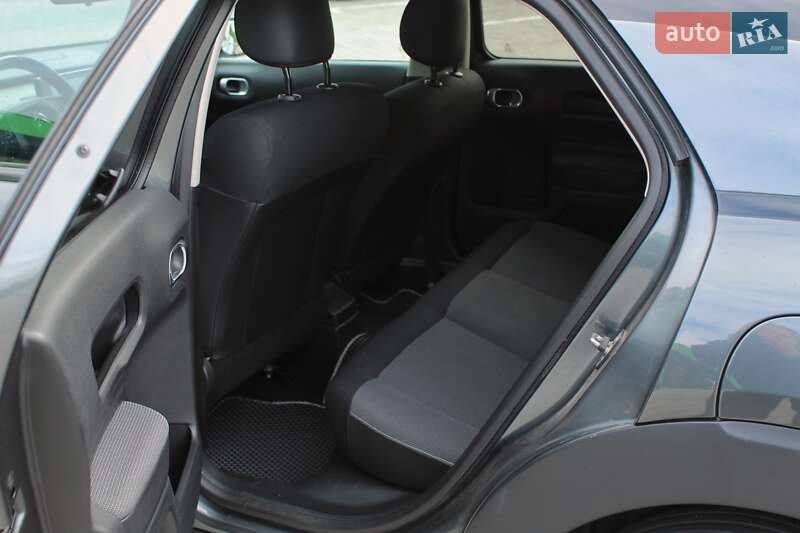 Позашляховик / Кросовер Citroen C4 Cactus 2014 в Вінниці