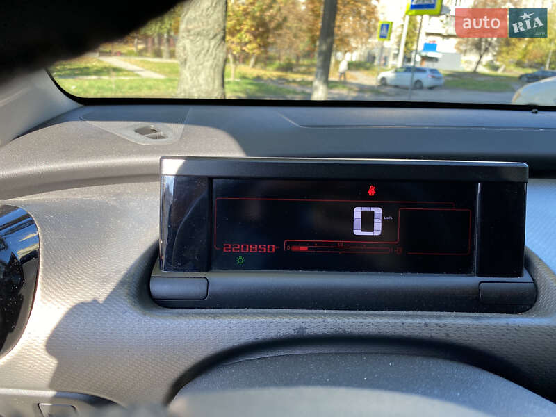 Внедорожник / Кроссовер Citroen C4 Cactus 2014 в Тернополе фото 2 Внедорожник / Кроссовер Citroen C4 Cactus 2014 в Тернополе