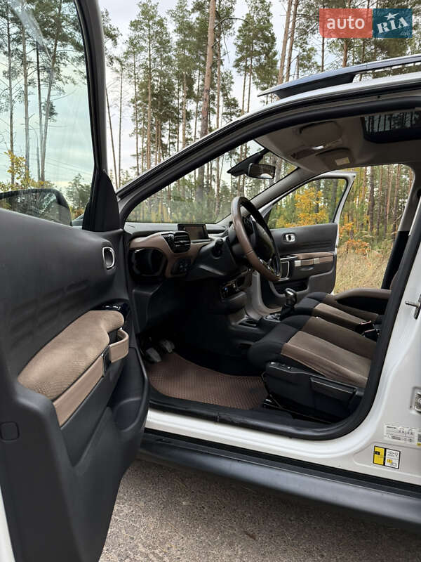 Позашляховик / Кросовер Citroen C4 Cactus 2014 в Києві фото 16 Позашляховик / Кросовер Citroen C4 Cactus 2014 в Києві