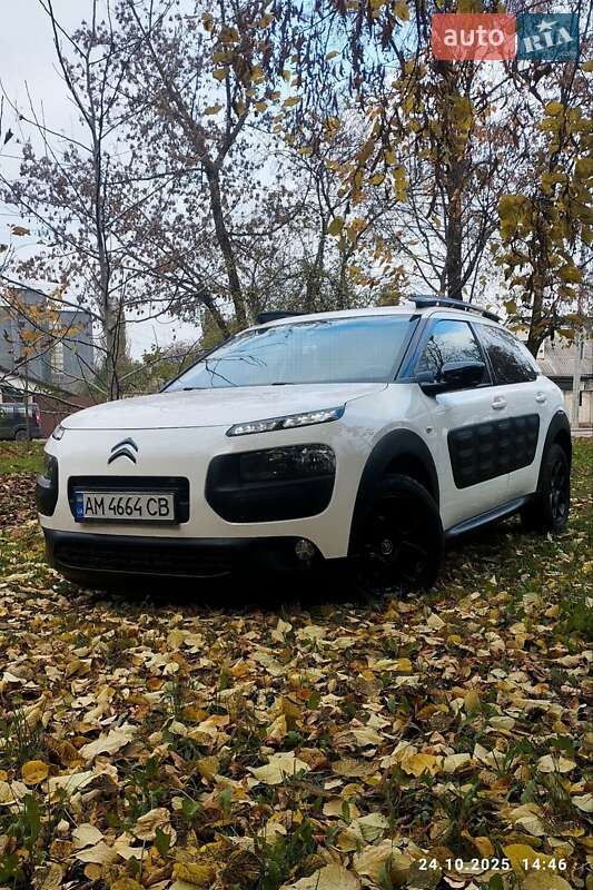 Внедорожник / Кроссовер Citroen C4 Cactus 2016 в Житомире