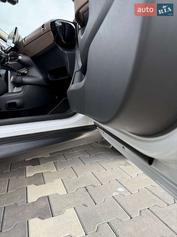 Позашляховик / Кросовер Citroen C4 Cactus 2017 в Києві фото 8 Позашляховик / Кросовер Citroen C4 Cactus 2017 в Києві