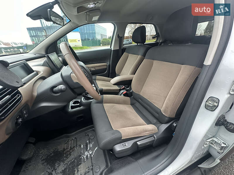 Позашляховик / Кросовер Citroen C4 Cactus 2017 в Києві