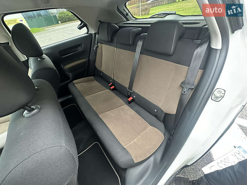 Позашляховик / Кросовер Citroen C4 Cactus 2017 в Києві