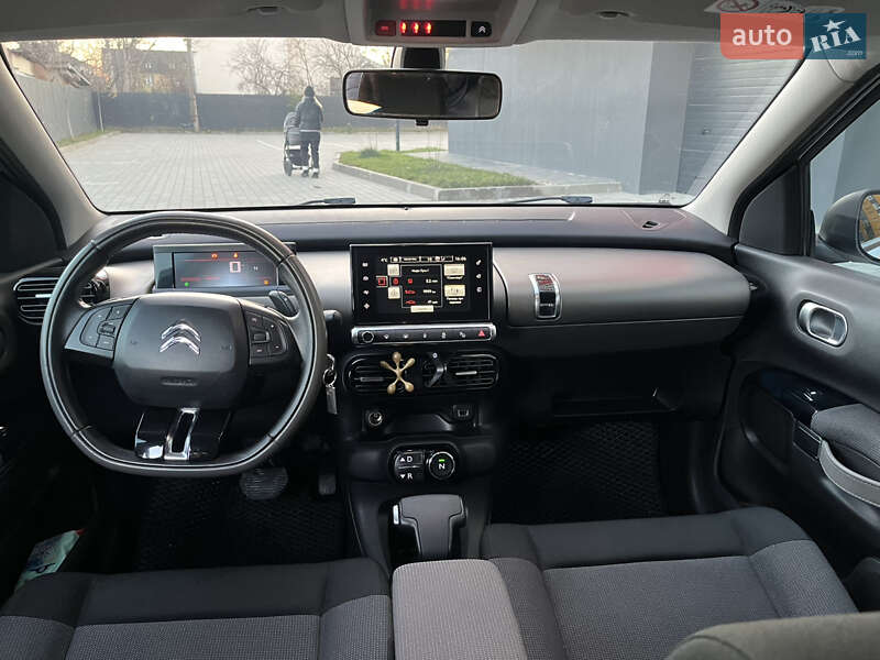 Внедорожник / Кроссовер Citroen C4 Cactus 2015 в Ивано-Франковске