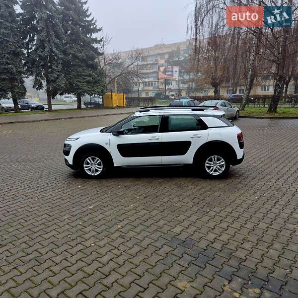 Внедорожник / Кроссовер Citroen C4 Cactus 2016 в Черновцах