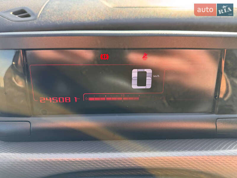 Внедорожник / Кроссовер Citroen C4 Cactus 2015 в Радехове