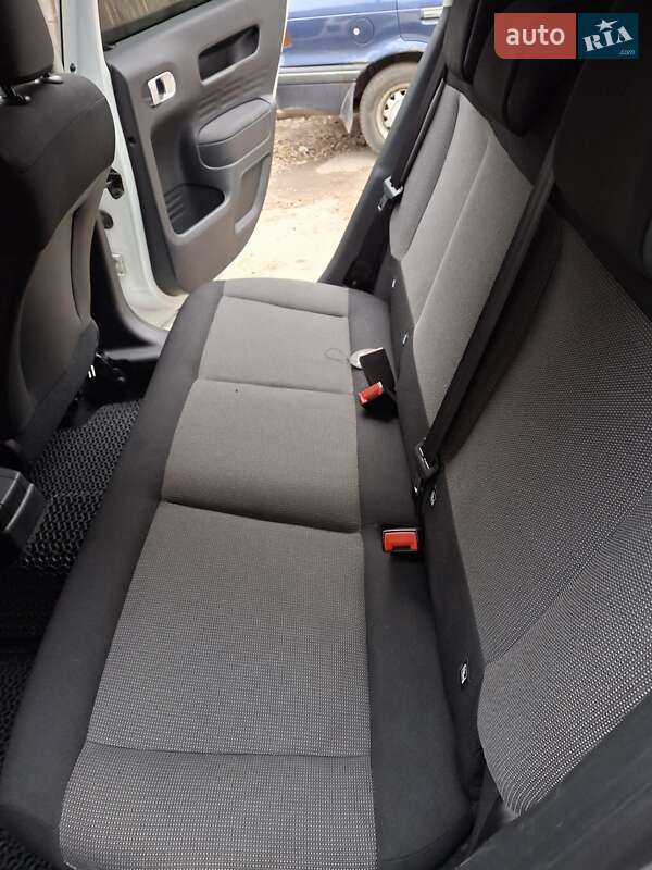 Позашляховик / Кросовер Citroen C4 Cactus 2015 в Дніпрі фото 5 Позашляховик / Кросовер Citroen C4 Cactus 2015 в Дніпрі