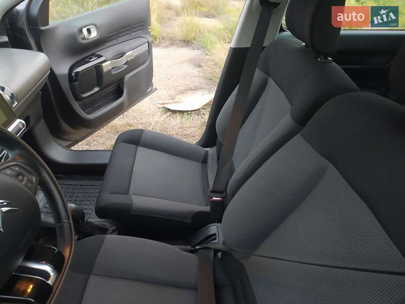 Внедорожник / Кроссовер Citroen C4 Cactus 2018 в Александровке