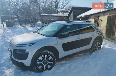 Внедорожник / Кроссовер Citroen C4 Cactus 2015 в Кицмани