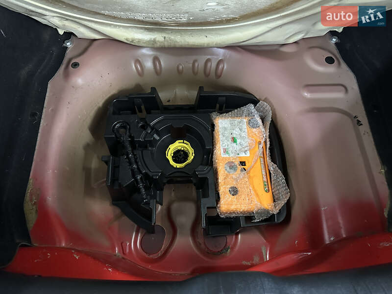 Внедорожник / Кроссовер Citroen C4 Cactus 2015 в Умани