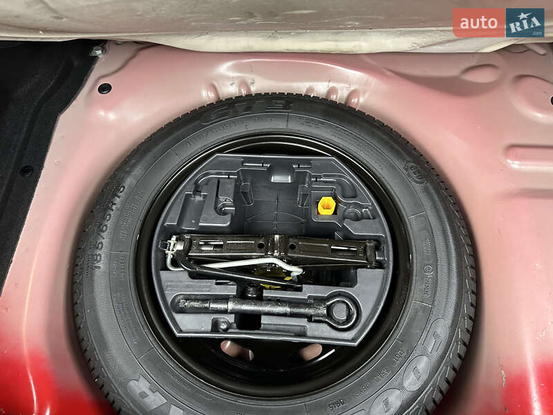 Внедорожник / Кроссовер Citroen C4 Cactus 2015 в Луцке фото 66 Внедорожник / Кроссовер Citroen C4 Cactus 2015 в Луцке