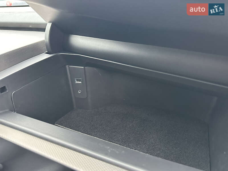 Внедорожник / Кроссовер Citroen C4 Cactus 2015 в Луцке фото 73 Внедорожник / Кроссовер Citroen C4 Cactus 2015 в Луцке