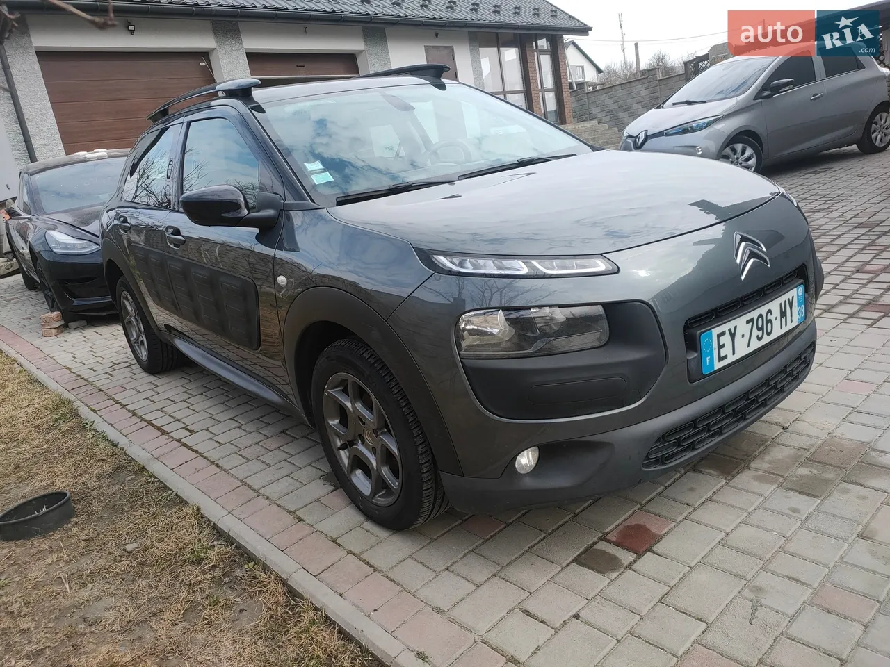 2016 Dacia Duster - мініатюра 28