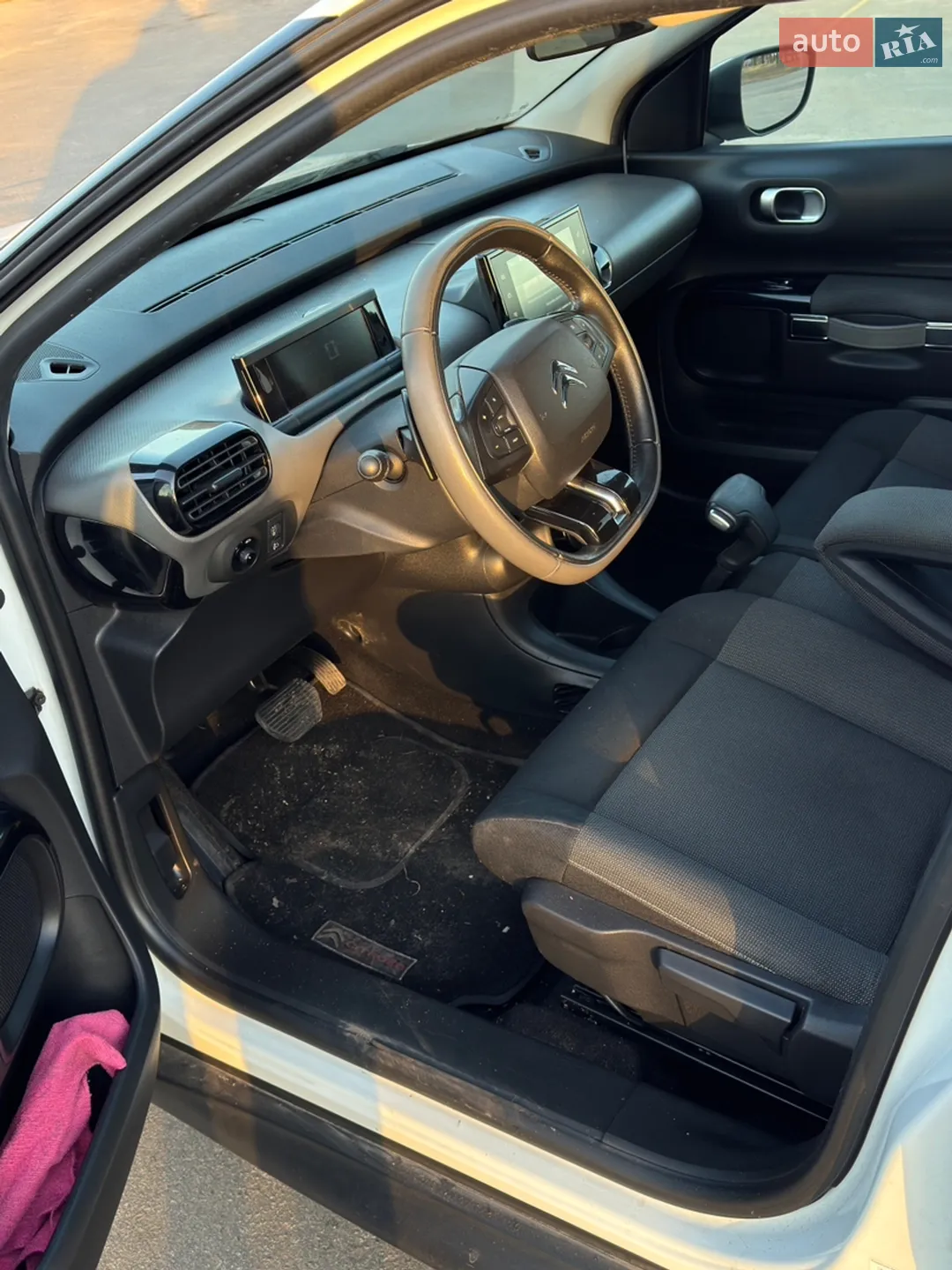 2017 Citroen C4 Cactus - мініатюра 9