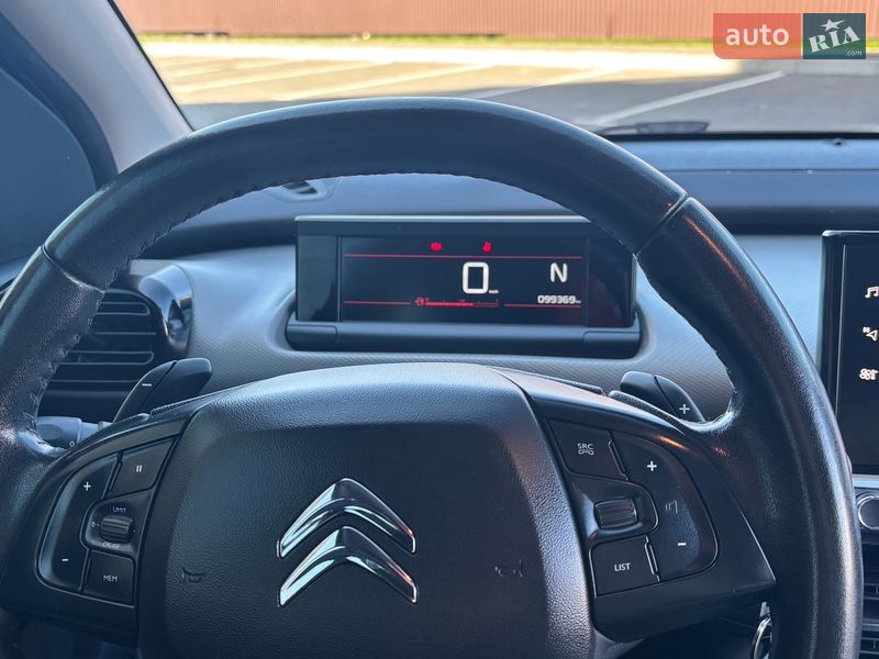 Позашляховик / Кросовер Citroen C4 Cactus 2018 в Умані