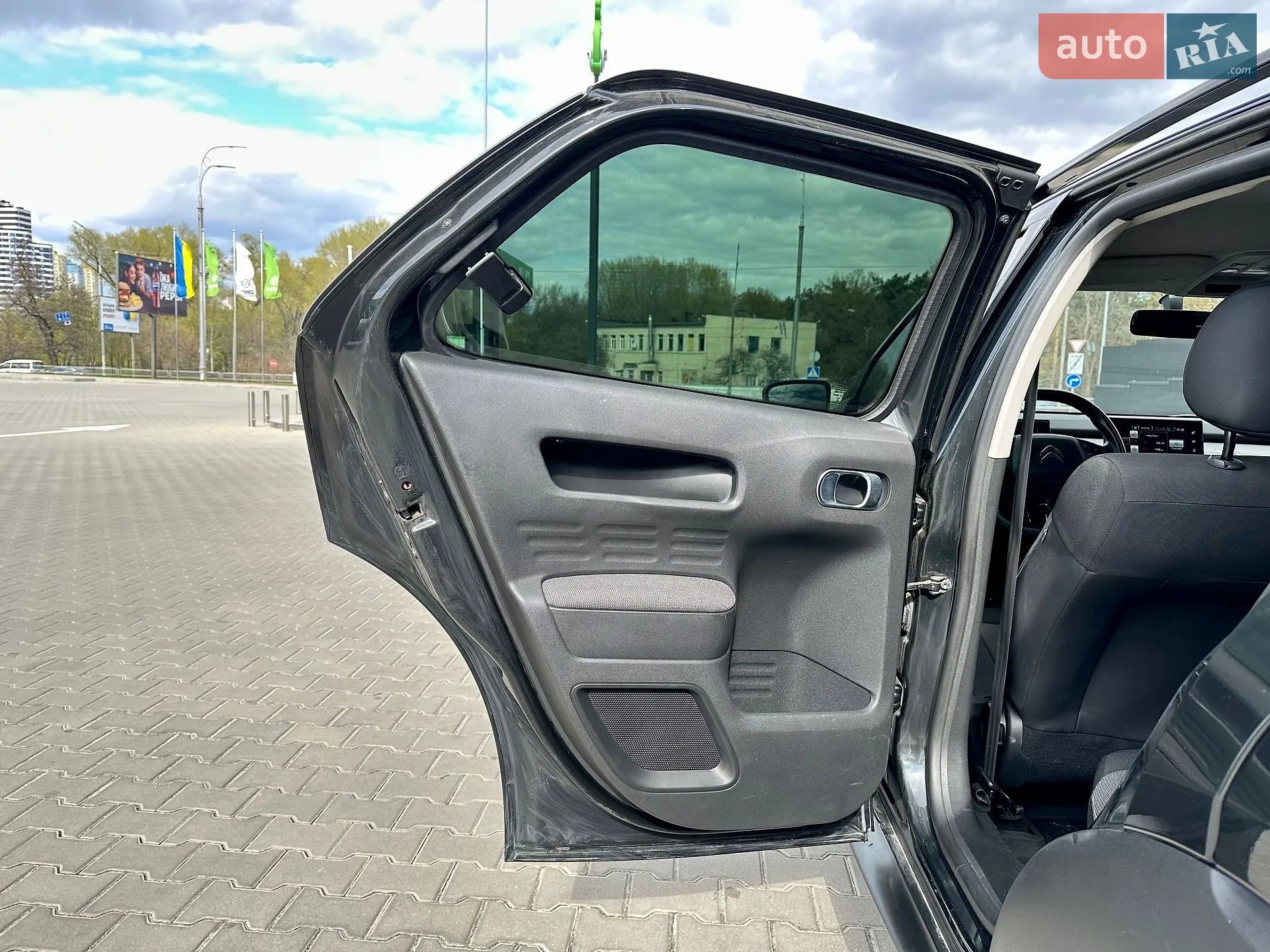 2015 Citroen C4 Cactus - мініатюра 35