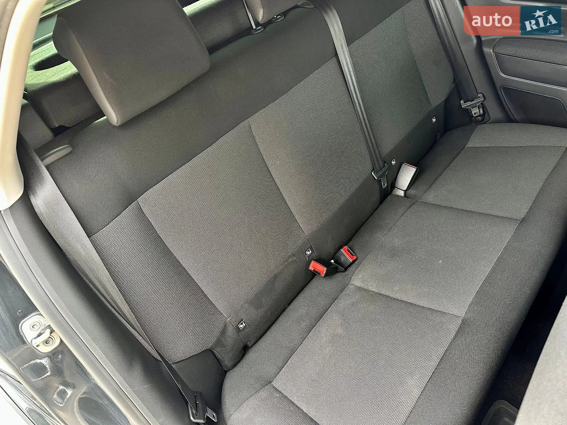 2015 Citroen C4 Cactus - мініатюра 43