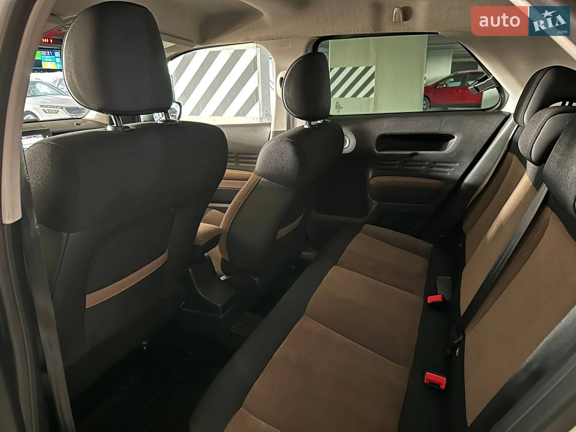 2015 Citroen C4 Cactus - мініатюра 12